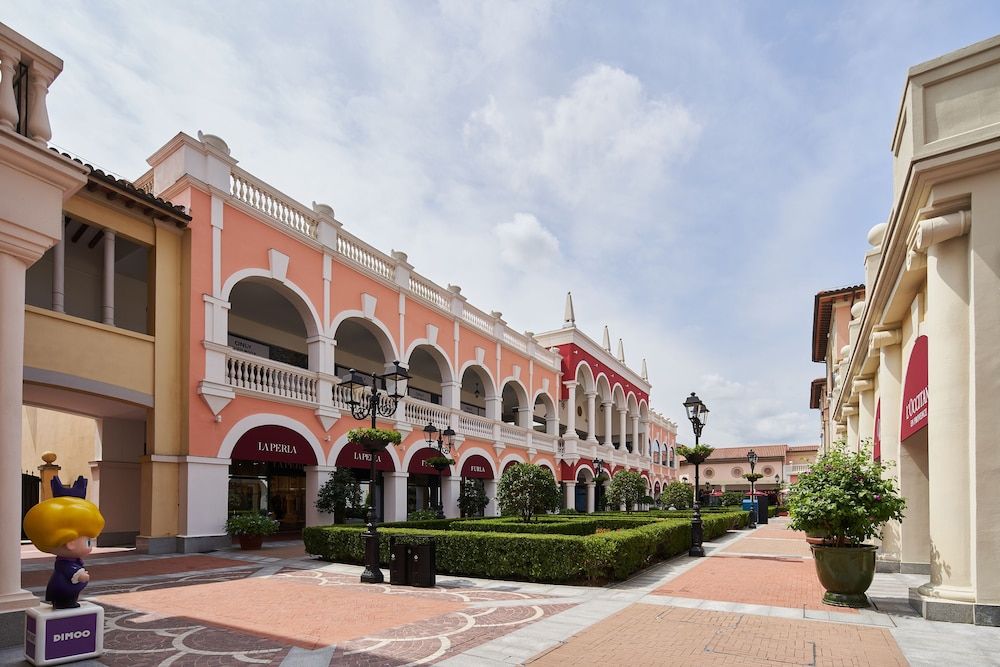 undefined Manli Hotel (Shanghai Pudong Airport Branch) 8