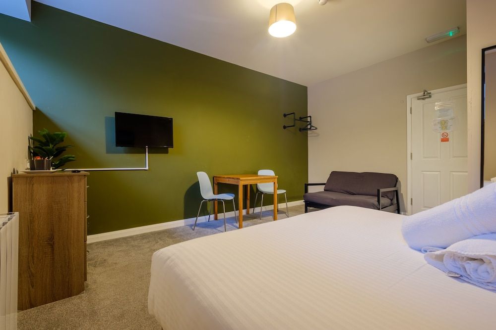 Station Lodge Standard Double Room 3