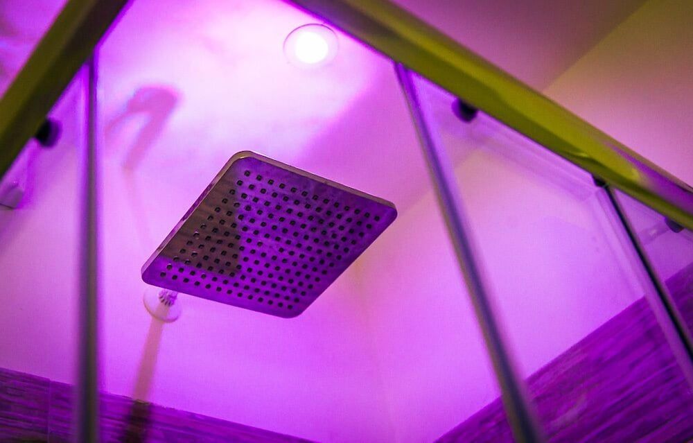 Mr. Charlie Brown Deluxe Triple Room 7