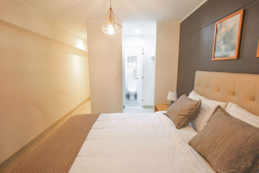 undefined Trendy Host MID - Miraflores 4