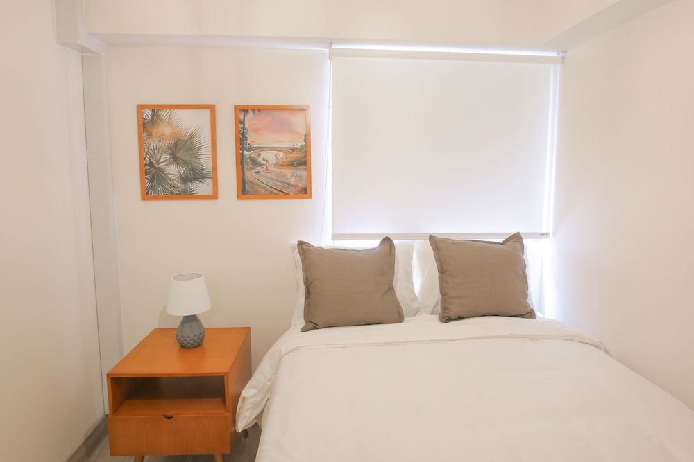 undefined Trendy Host MID - Miraflores 7