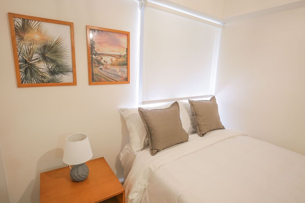 undefined Trendy Host MID - Miraflores 8