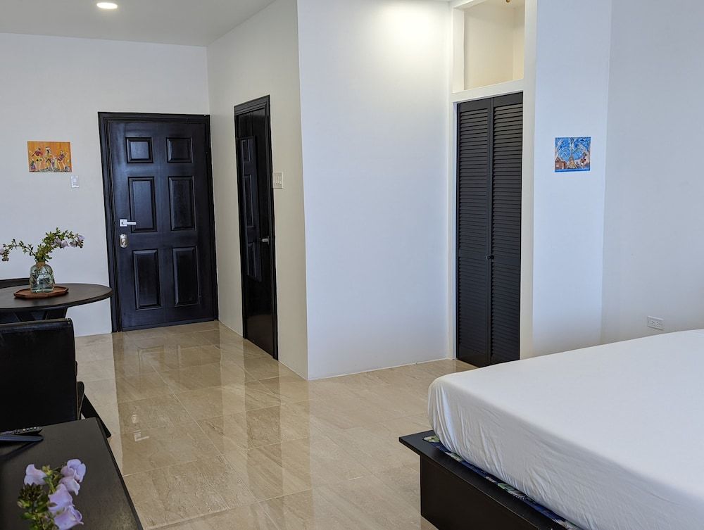 Inn The Town Standard Room 4