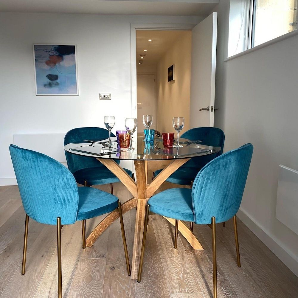 undefined CH Apt 7 2bed in Bath 3