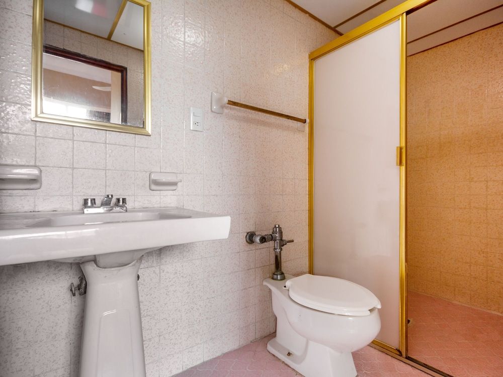 OYO Hotel Totonacapan, Papantla Standard Room, 2 Twin Beds 6