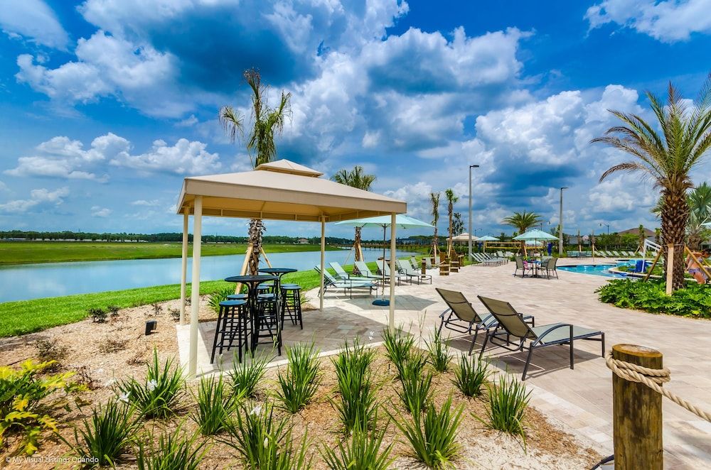 undefined Modern Townhome W/private Pool & Free Water Park! 10