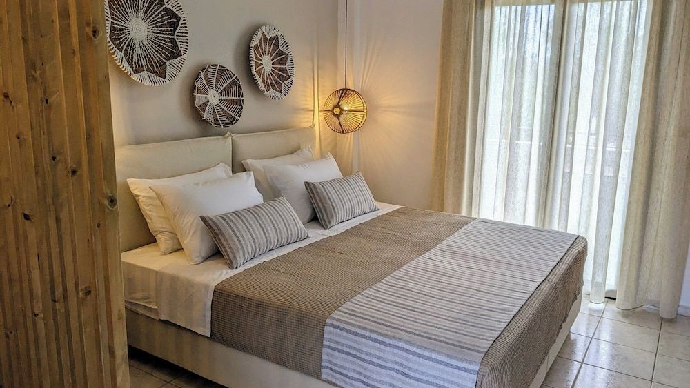 Classic Double Room, Garden View