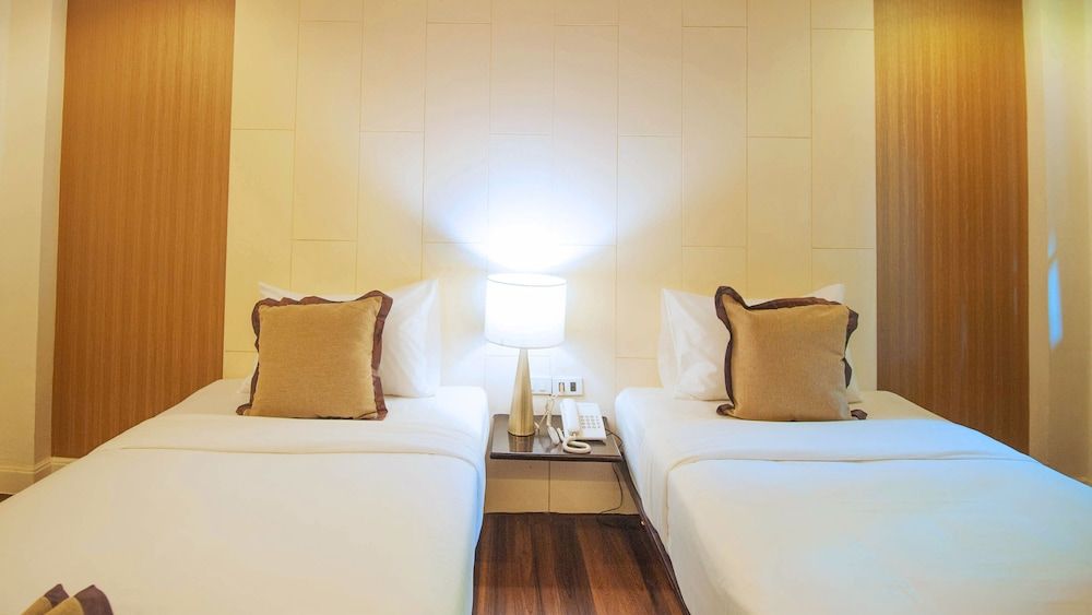 B2 Suthep Night Market Premier Resort Superior Room 3