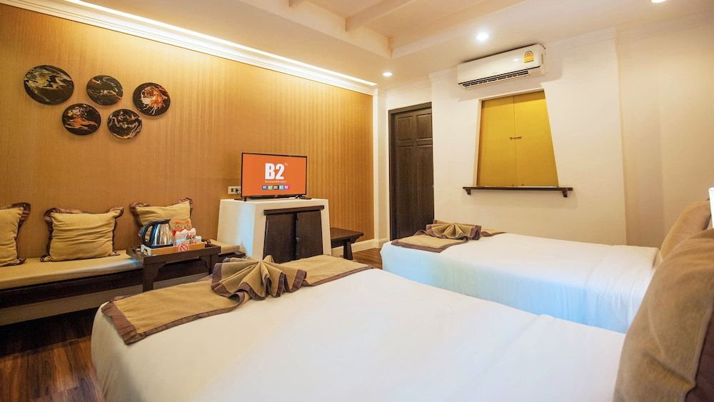 B2 Suthep Night Market Premier Resort Superior Room 2
