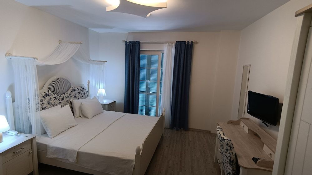 Mavi Konak Alacati Deluxe Double Room 3