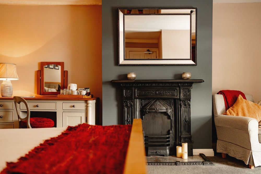 Wheatacre White Lion Deluxe Double Room, Ensuite 6