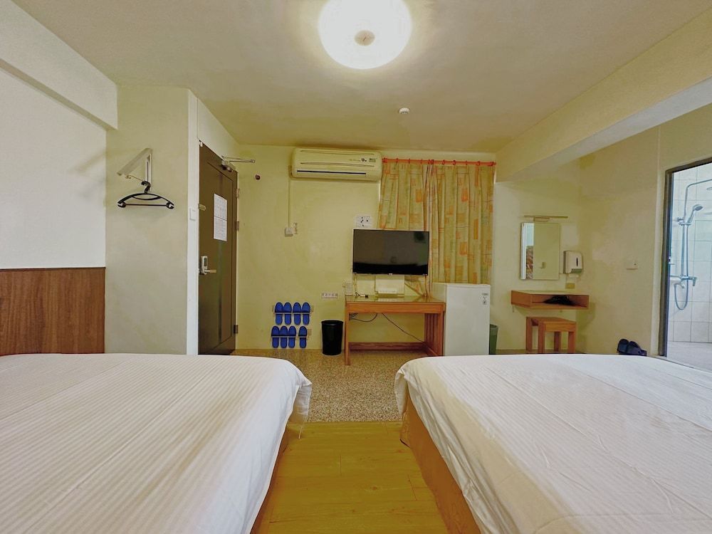 Deluxe Quadruple Room, 2 Double Beds, Non Smoking