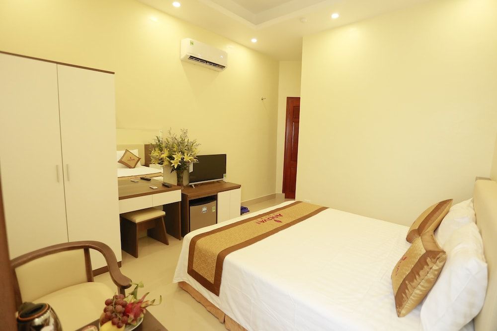 Anova 2 Hotel Deluxe Double Room 15