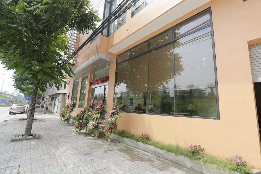 undefined Anova 2 Hotel 2