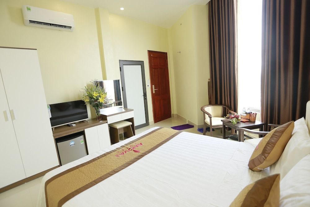Anova 2 Hotel Deluxe Double Room 3