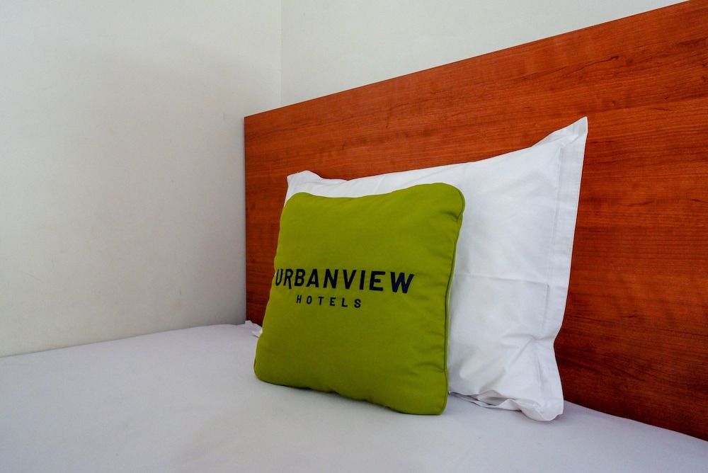 Urbanview Hotel Syariah Casa Azmya Yogyakarta Twin Room 2