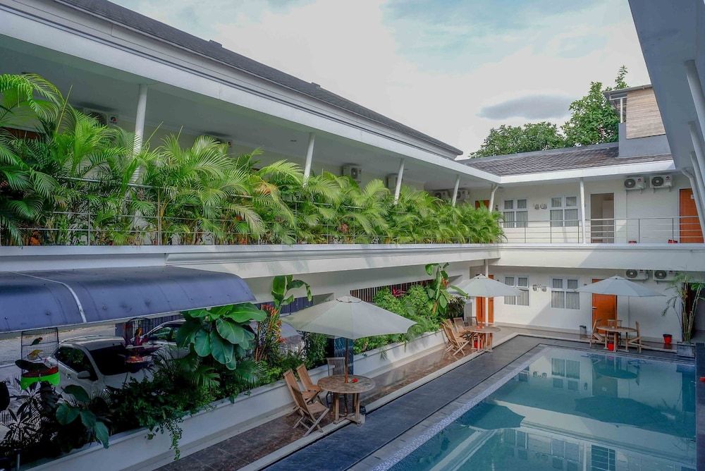 Urbanview Hotel Syariah Casa Azmya Yogyakarta