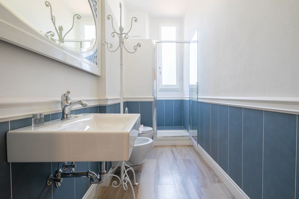 Santa Maria Novella 4 Bedrooms by Mmega Comfort Apartment, 4 Bedrooms 24