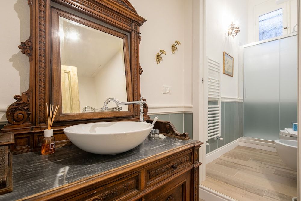 Santa Maria Novella 4 Bedrooms by Mmega Comfort Apartment, 4 Bedrooms 27