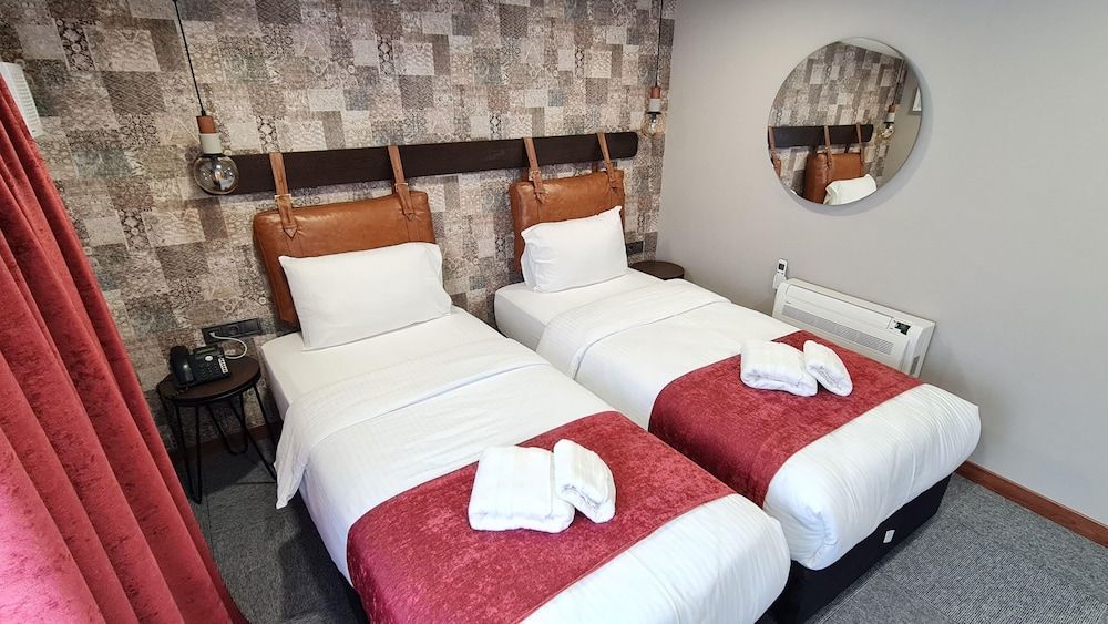 TownHouse Tbilisi Boutique Hotel Design Double or Twin Room, City View 3