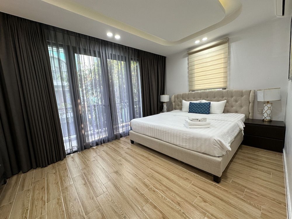 Stork Phu Quoc Homestay - Hostel 5BR Duplex villa by the beach 23