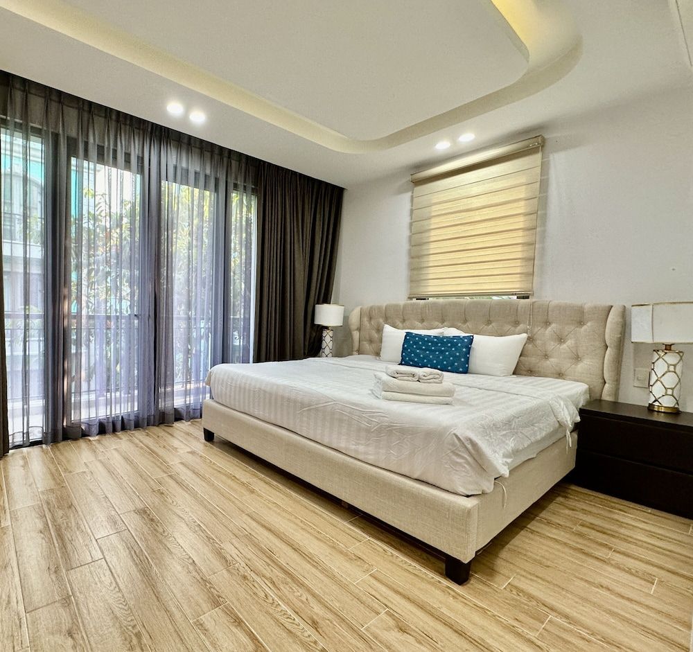 Stork Phu Quoc Homestay - Hostel 5BR Duplex villa by the beach 18