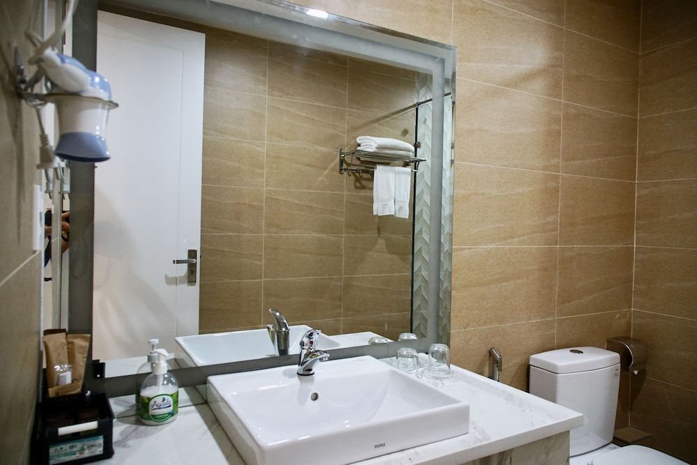 Stork Phu Quoc Homestay - Hostel 5BR Duplex villa by the beach 29