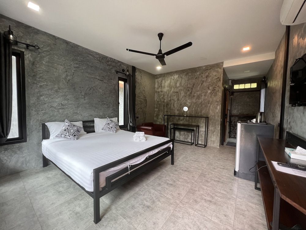Baan Kampu Resort 