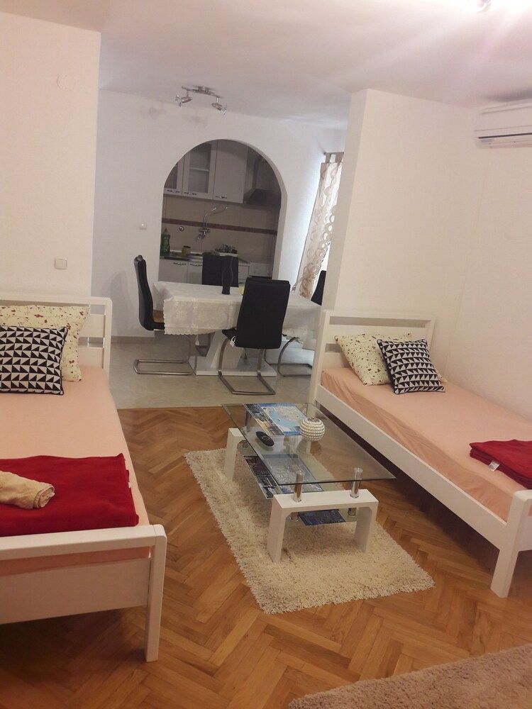 Guest House Vlado Deluxe Apartment, Terrace 5