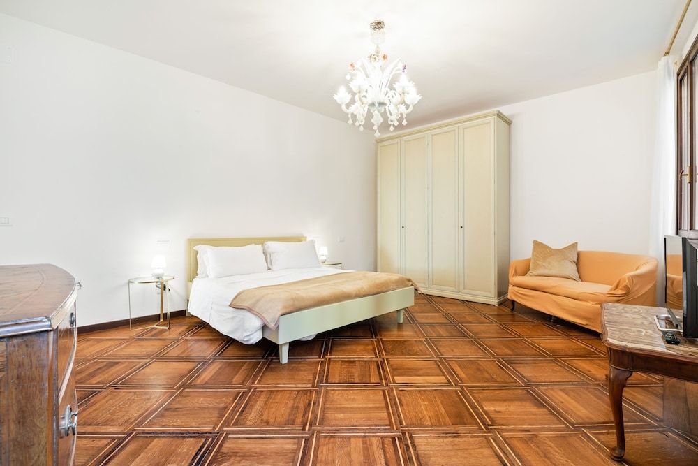 undefined Del Remer Apartment - 5mins from San Marco sq 7