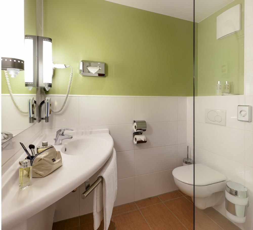 ibis München City Süd Standard Double Room, 1 Double Bed 4