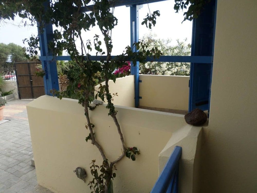 undefined Santorious Apartments 4
