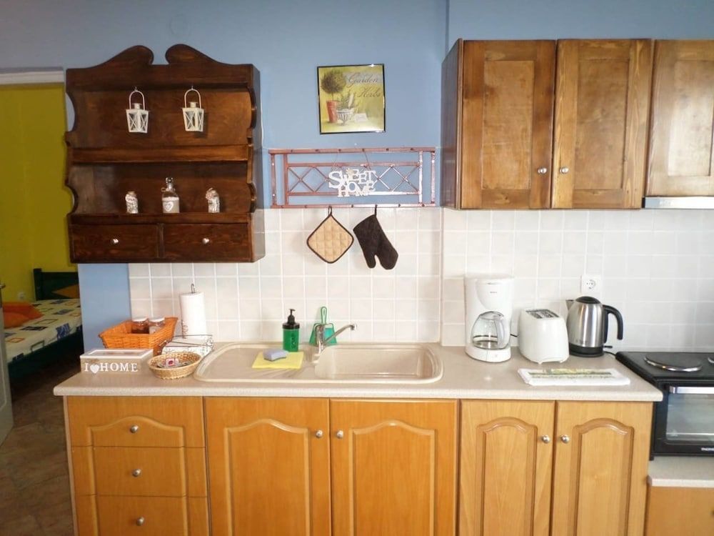 Santorious Apartments Apartment 16