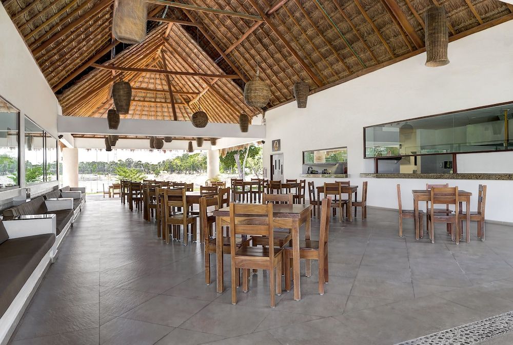 undefined Mayan Water Hotel 9