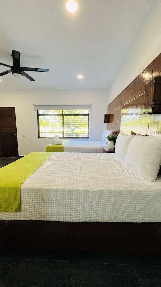 Mayan Water Hotel Basic Double Room, 2 Queen Beds 2