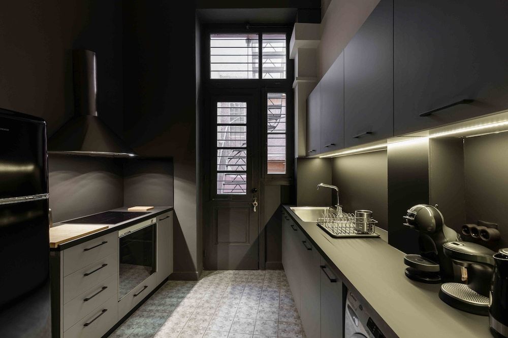 undefined Art Pantheon - Suites & Apartments 8
