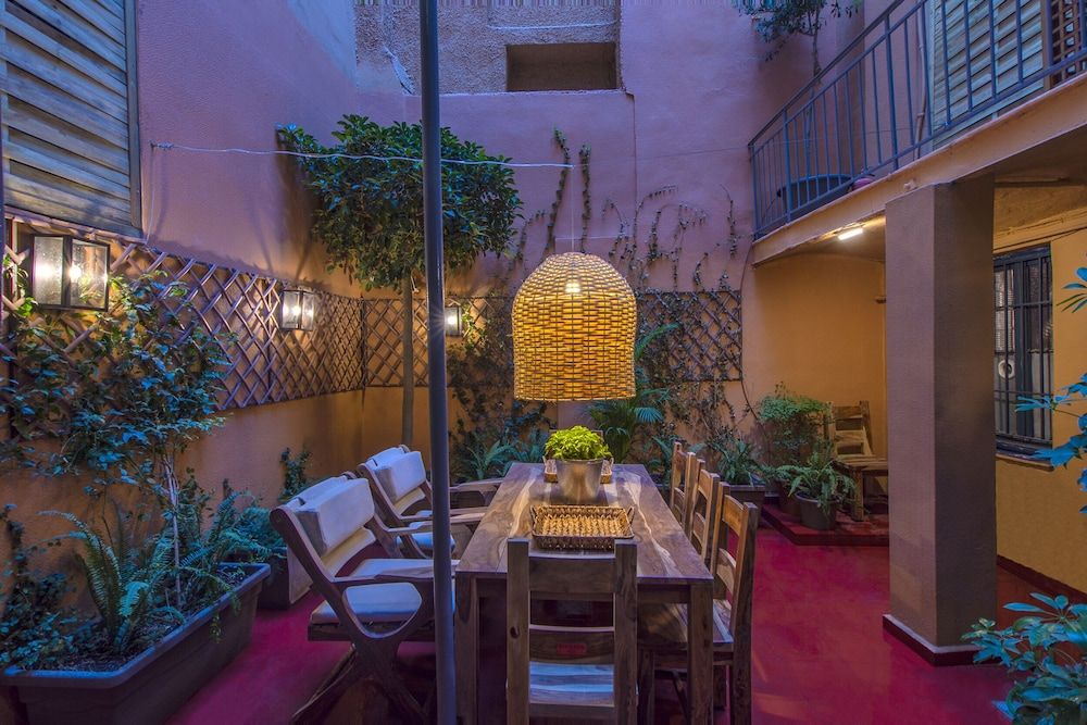 undefined Art Pantheon - Suites & Apartments