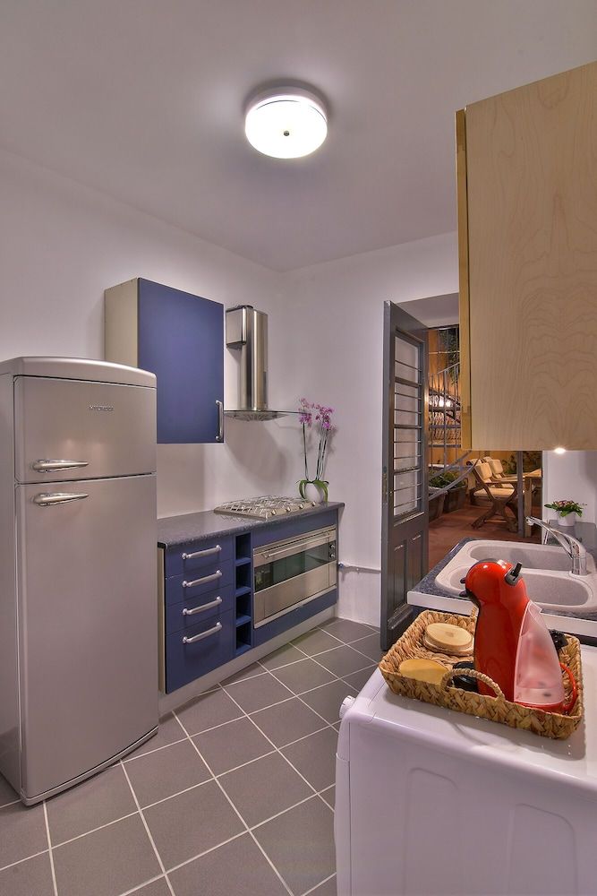 undefined Art Pantheon - Suites & Apartments 9