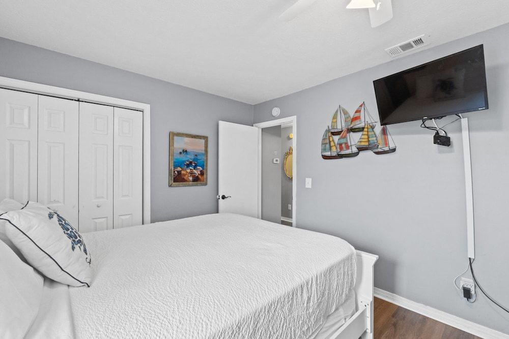 Townhome, 2 Bedrooms (146)