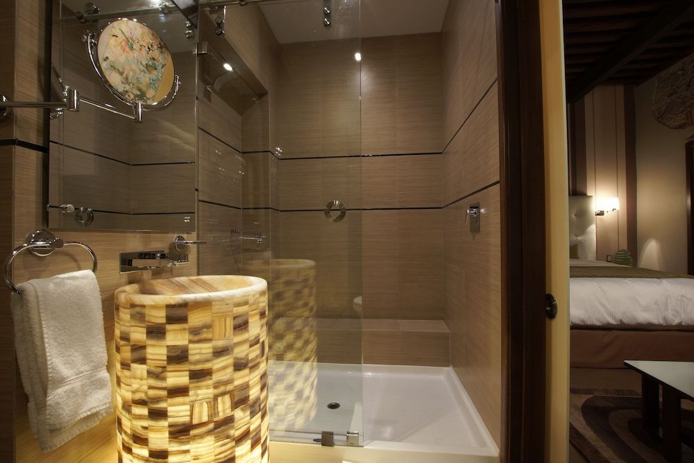 1850 Hotel Boutique Junior Suite Alexia 5