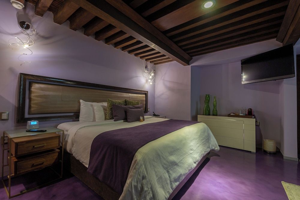 1850 Hotel Boutique Deluxe Room Aranza 2