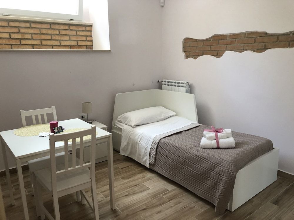 B&B Arco dolce Arco Basic Quadruple Room, Private Bathroom (exterior) 3