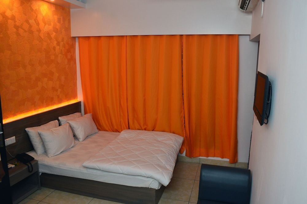 Family Room, 2 Bedrooms, Balcony