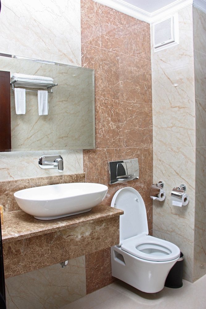 The White Rhino Hotel Superior Twin Room, Non Smoking 5