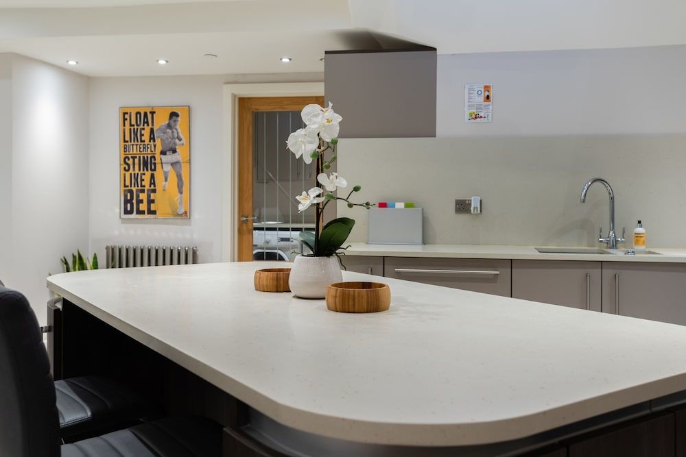 undefined The Norfolk Townhouse - Large & Stunning 5BDR Mews Home on Private Street 6