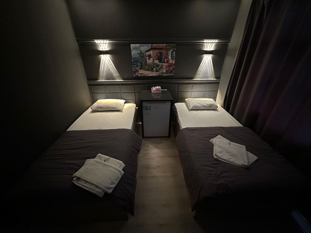 Asus Palmiye Otel Honeymoon Double Room 10