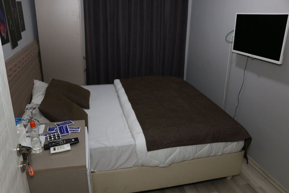 Asus Palmiye Otel Economy Single Room 3