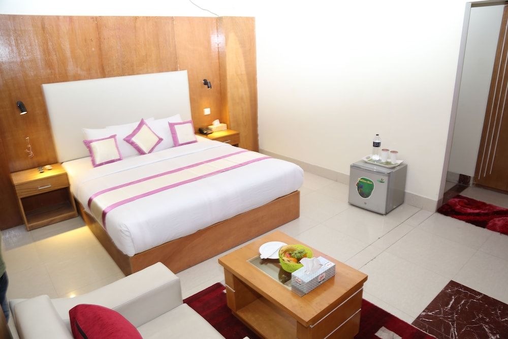 undefined Platinum Hotel Ltd 9