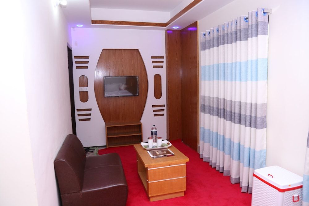 undefined Platinum Hotel Ltd 2