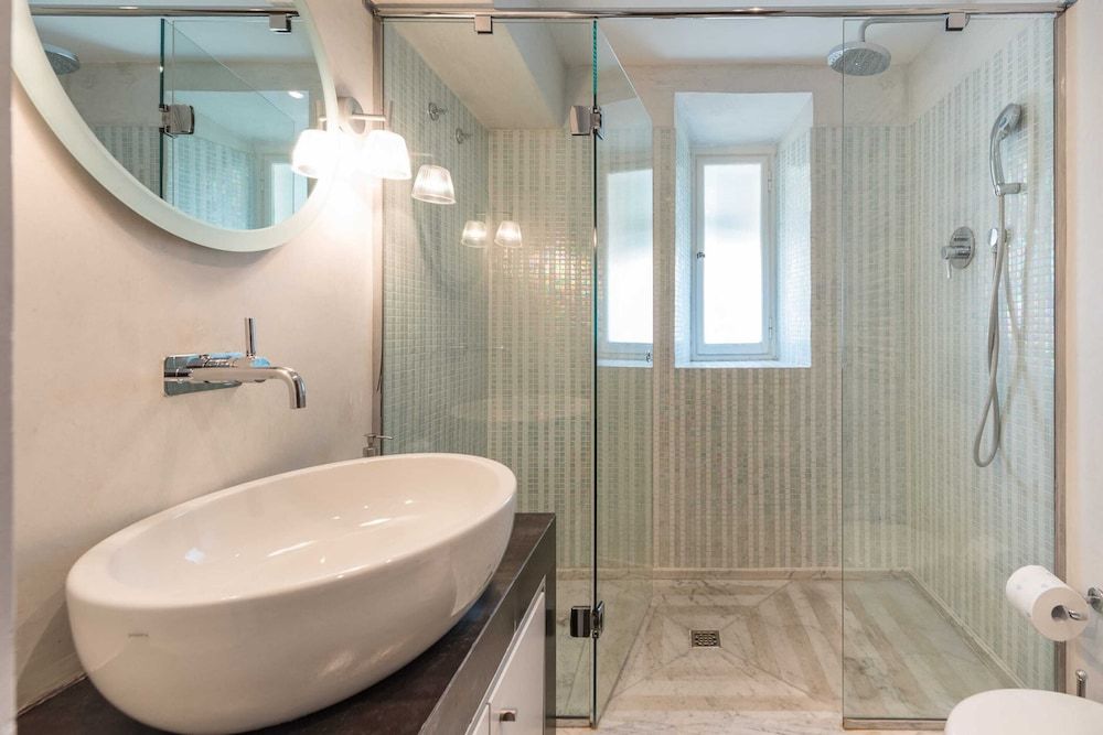 Charming 2bed Apt Overlooking Duomo Apartment, 2 Bedrooms 22